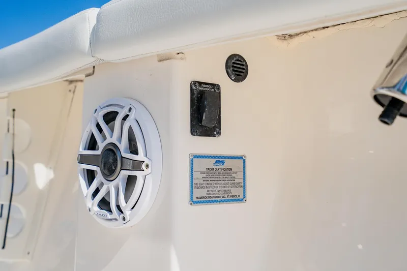 Slide: The Image of 2023 Pathfinder 2700 Open boat interior with speaker and certification plaque. - 78