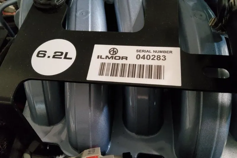 Slide: The Image of 6.2L Ilmor engine with serial number 040283 for 2026 Formula 240 Bowrider. - 19
