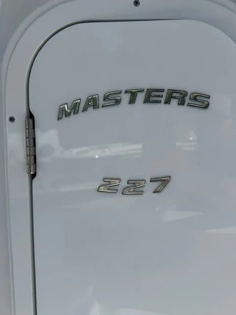 Slide: The Image of Sportsman Masters 227 Bay Boat 2022 door emblem - 3