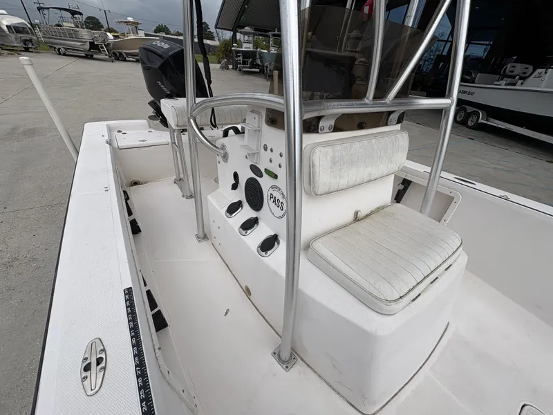 Slide: The Image of Interior view of a 2000 Kenner 21 CC boat. - 9