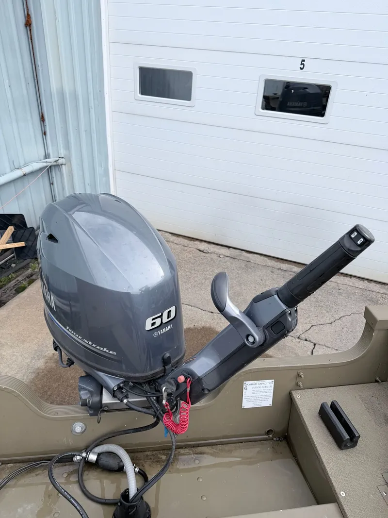 Slide: The Image of Yamaha 60 HP outboard motor on G3 Outfitter V177 T boat, 2020 model. - 25