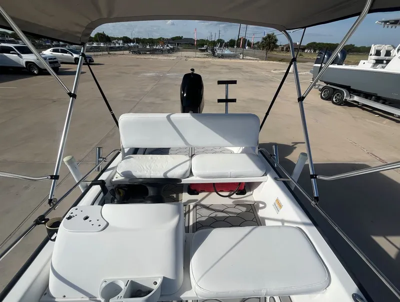 Slide: The Image of Boston Whaler 130 Sport 2002 - 15