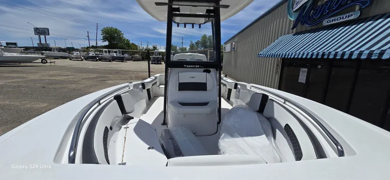 Slide: The Image of Tidewater 220 LXF 2026 - 8