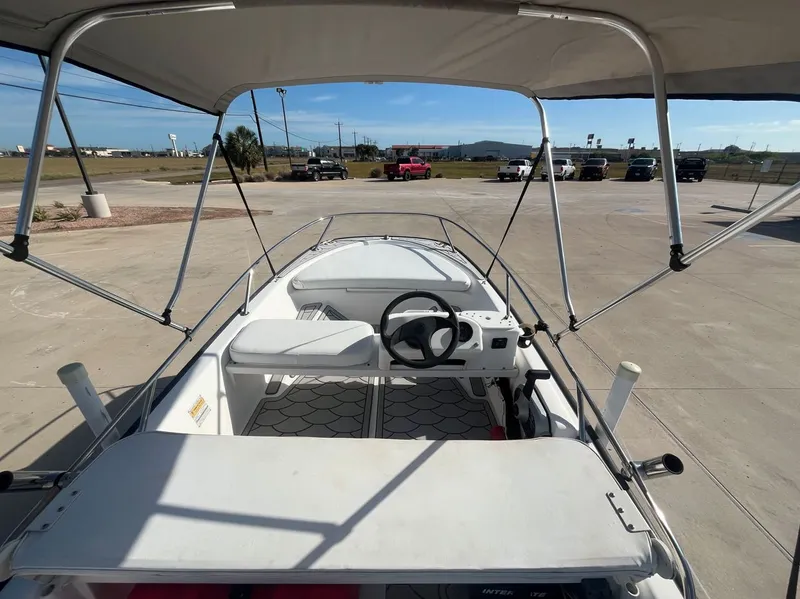 Slide: The Image of Boston Whaler 130 Sport 2002 - 20