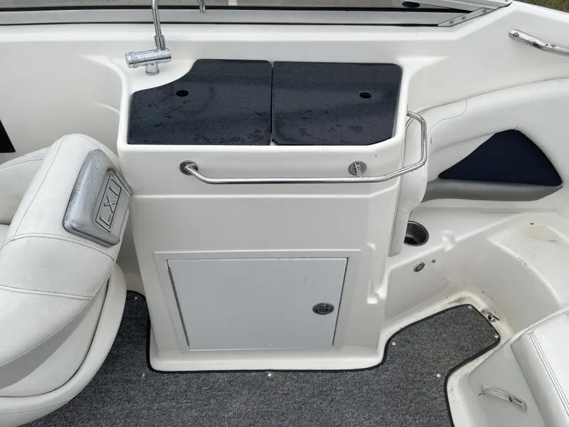 Slide: The Image of Larson LXi 248 2008 - 16