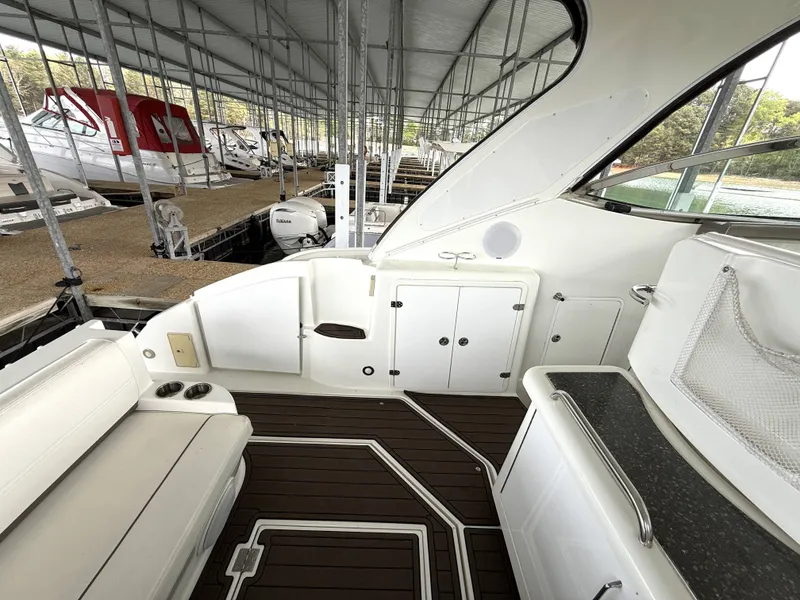 Slide: The Image of Interior of a 2008 Cruiser Yachts 420 in a covered dock. - 19