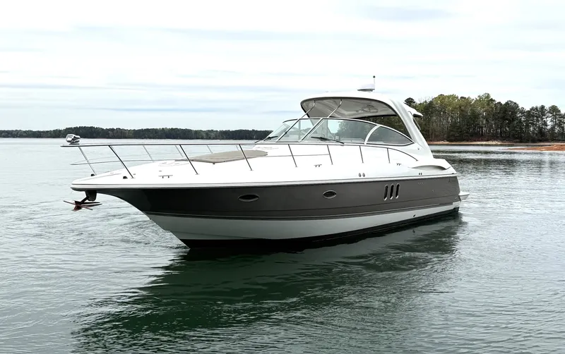 Slide: The Image of 2008 Cruiser Yachts 420 on calm water. - 7