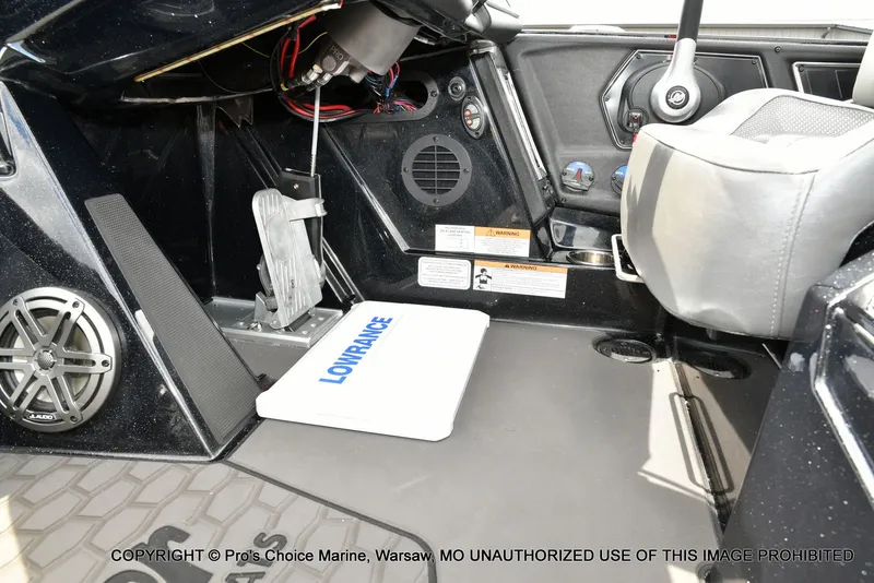 Slide: The Image of Interior of 2025 Ranger Z520R Cup Equipped with Lowrance gear. - 49