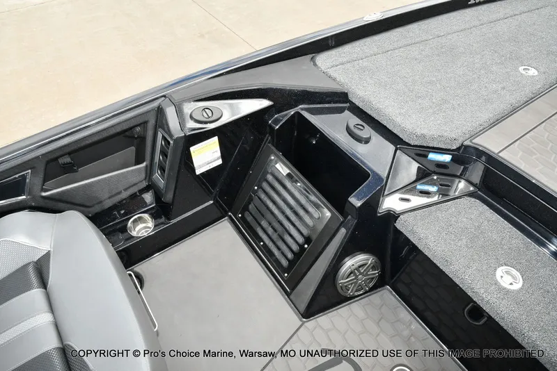 Slide: The Image of Ranger Z520R Cup Equipped 2025 - 51