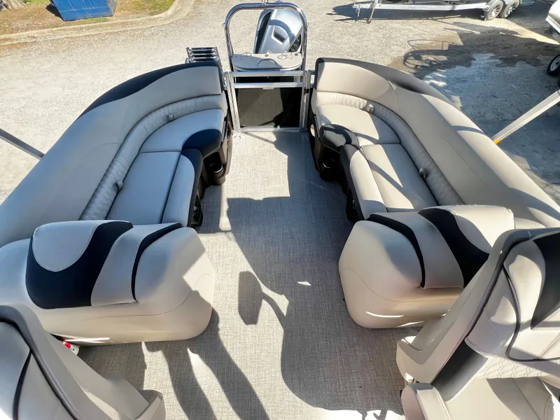 Slide: The Image of Avalon LSZ 23' Quad Lounge Triple-Toon - IN STOCK - $73,559 2026 - 15