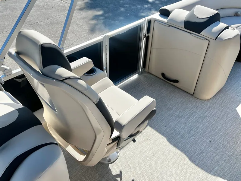 Slide: The Image of Avalon LSZ 23' Quad Lounge Triple-Toon - IN STOCK - $73,559 2026 - 23