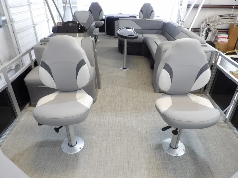 Slide: The Image of Avalon Venture 85 Rear Fish - 21' 2026 - 3