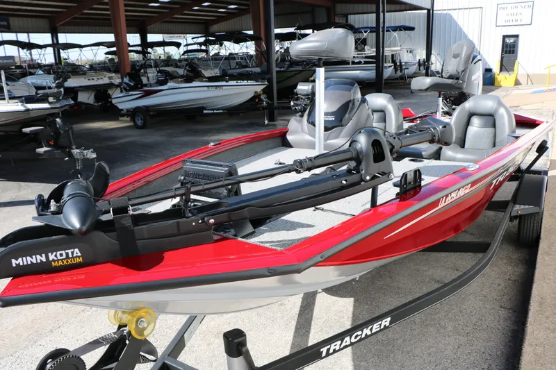 Slide: The Image of 2020 Bass Tracker 175 TXW Tournament Edition in showroom. - 15