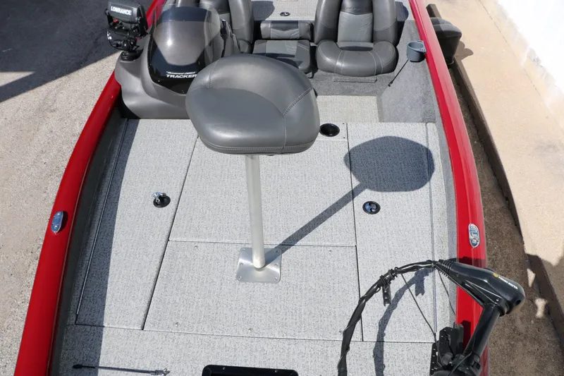Slide: The Image of 2020 Bass Tracker 175 TXW Tournament Edition boat interior view. - 22