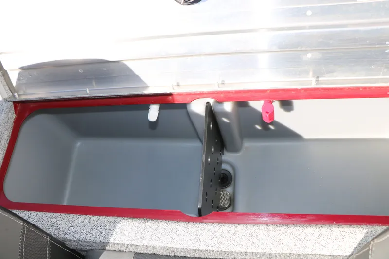 Slide: The Image of Bass Tracker 175 TXW 2020 livewell with red trim. - 31