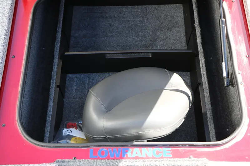 Slide: The Image of Bass Tracker 175 TXW 2020 seat and storage area. - 36