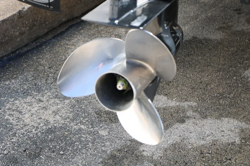 Slide: The Image of Close-up of a boat propeller, Sun Tracker Sport 22 Fish Deluxe 2019. - 10