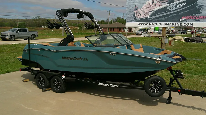 Slide: The Image of MasterCraft NXT22 2026 - 3