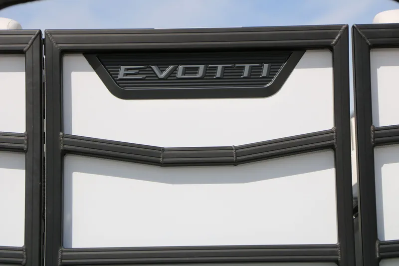 Slide: The Image of Evotti 725 CS Tri Toon 2026 logo on white background. - 8