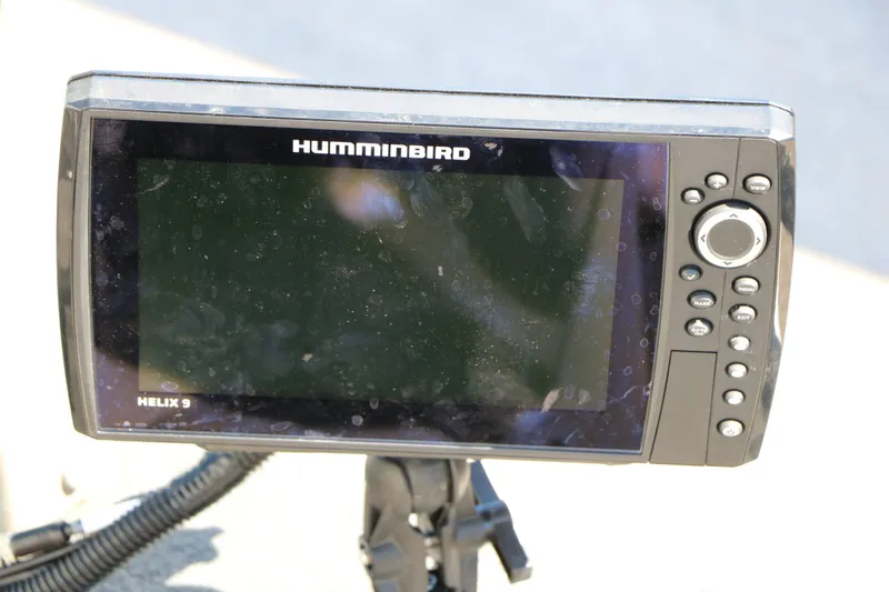 Slide: The Image of Humminbird Helix 9 fish finder on 2008 Alumacraft Dominator 165 Sport. - 17