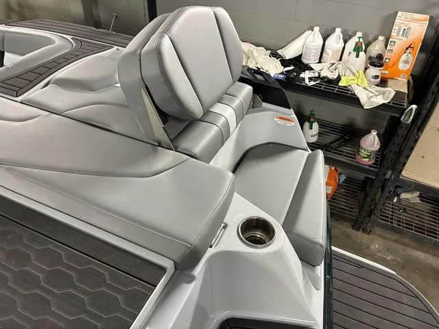 Slide: The Image of MasterCraft XT24 2026 - 21