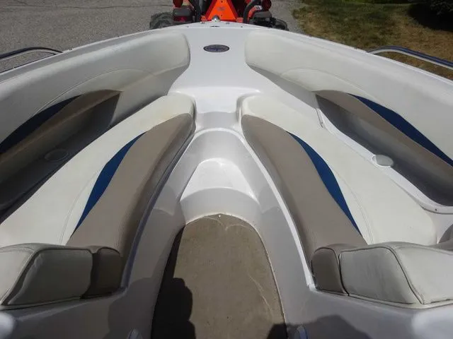 Slide: The Image of Four Winns 240 Horizon 1997 - 16