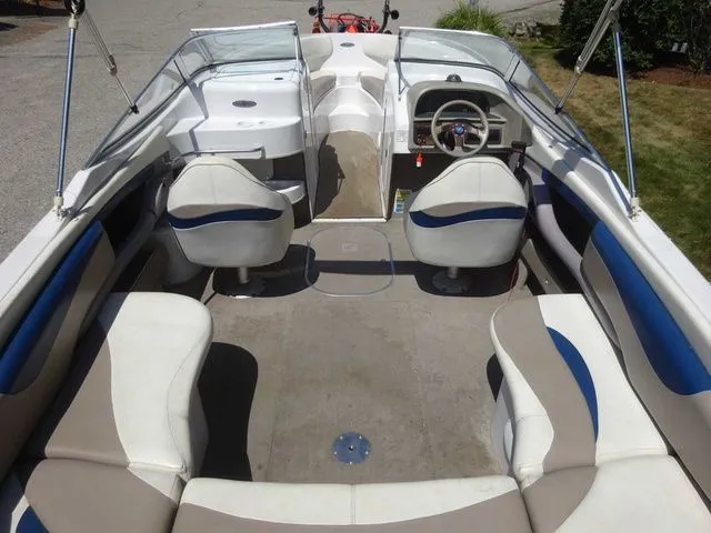 Slide: The Image of Four Winns 240 Horizon 1997 - 6