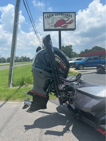 Slide: The Image of Skeeter FXR20 Limited 2023 - 5