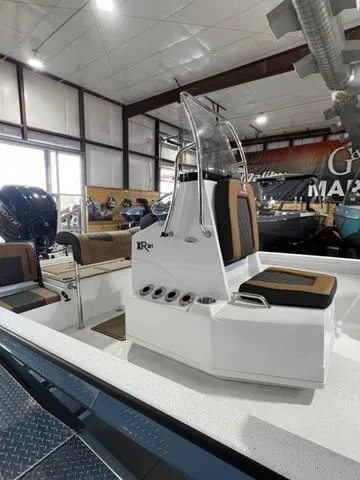 Slide: The Image of Xpress XR21 BAY 2026 - 7