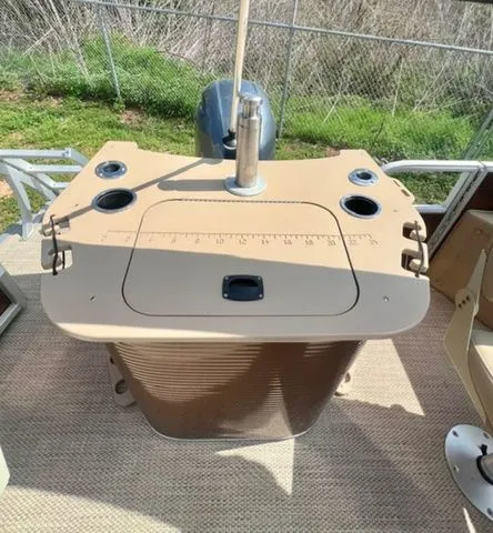 Slide: The Image of Bennington 23SSXP 2019 - 19