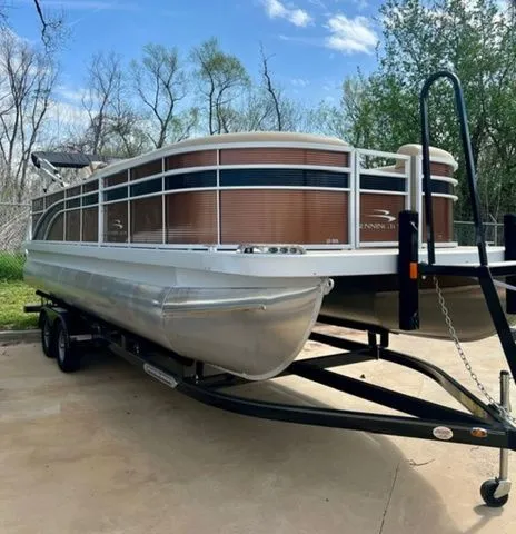 Slide: The Image of Bennington 23SSXP 2019 - 2