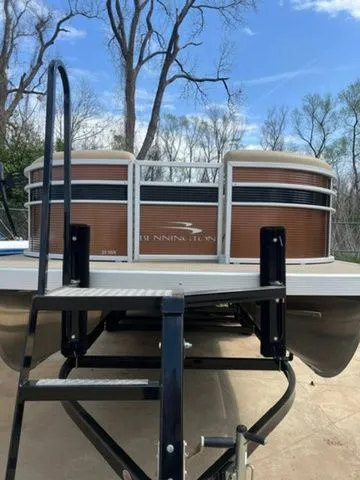 Slide: The Image of Bennington 23SSXP 2019 - 3