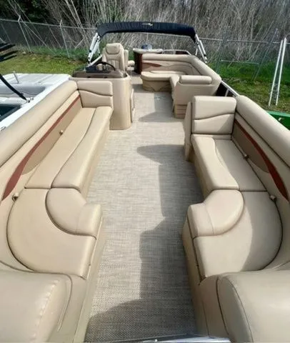 Slide: The Image of Bennington 23SSXP 2019 - 6