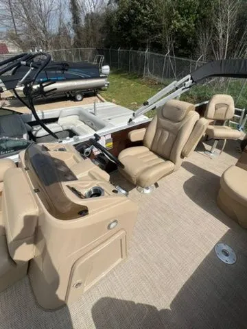 Slide: The Image of Bennington 23SSXP 2019 - 8