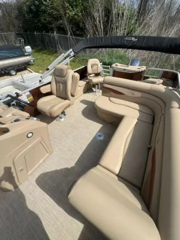 Slide: The Image of Bennington 23SSXP 2019 - 9