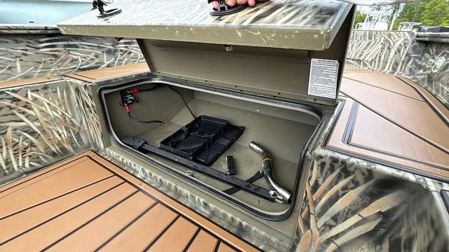 Slide: The Image of Tracker Grizzly 1650 T Prairie Wings Edition 2026 - 9