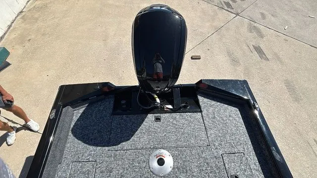 Slide: The Image of Tracker Pro Team 175 Crappie Edition 2026 - 12