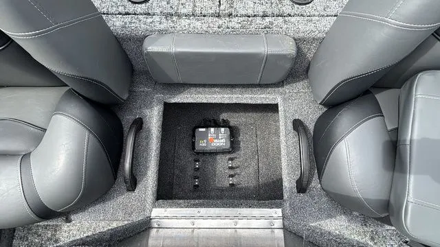 Slide: The Image of Tracker Pro Team™ 195 2026 - 12