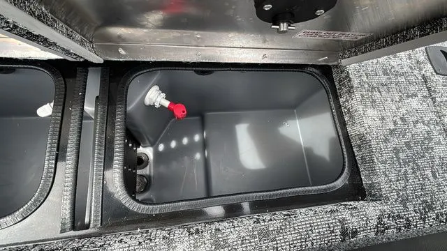 Slide: The Image of Tracker Pro Team™ 195 2026 - 19