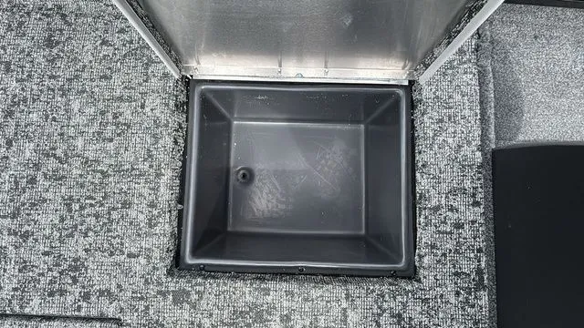 Slide: The Image of Tracker Pro Team™ 195 2026 - 21