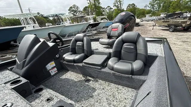 Slide: The Image of Tracker Pro Team™ 195 2026 - 5