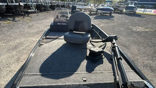 Slide: The Image of Tracker Bass Tracker Classic XL 2022 - 18