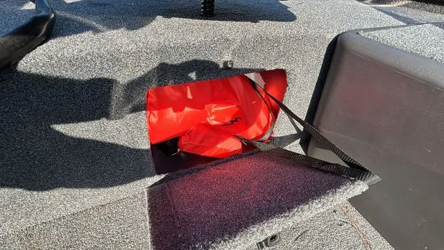 Slide: The Image of Tracker Bass Tracker Classic XL 2022 - 22