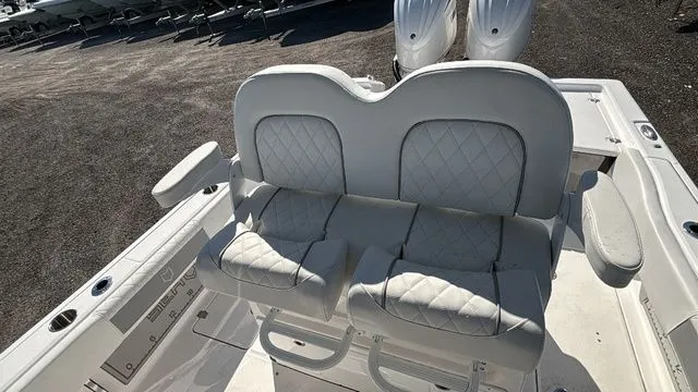 Slide: The Image of Sea Fox 282 Hybrid LT 2026 - 17