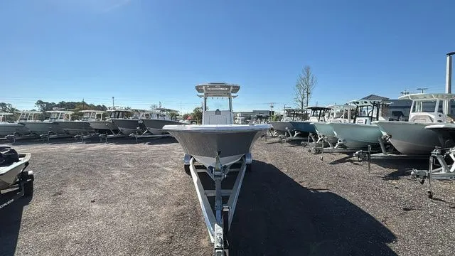 Slide: The Image of Sea Fox 282 Hybrid LT 2026 - 4