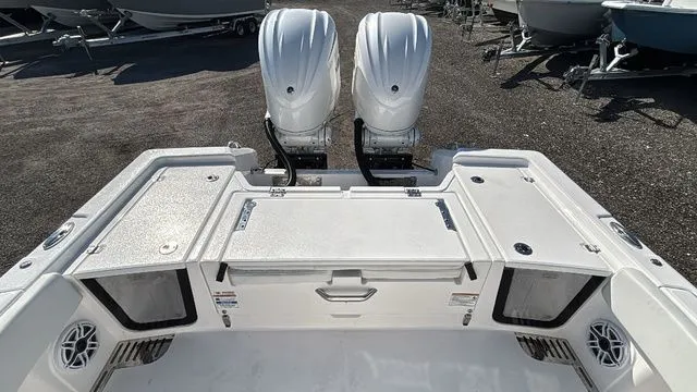 Slide: The Image of Sea Fox 282 Hybrid LT 2026 - 6