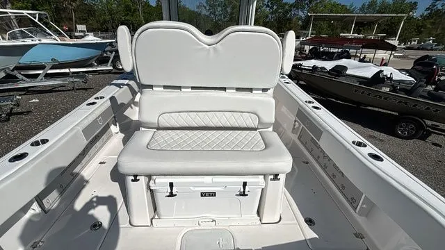 Slide: The Image of Sea Fox 282 Hybrid LT 2026 - 9