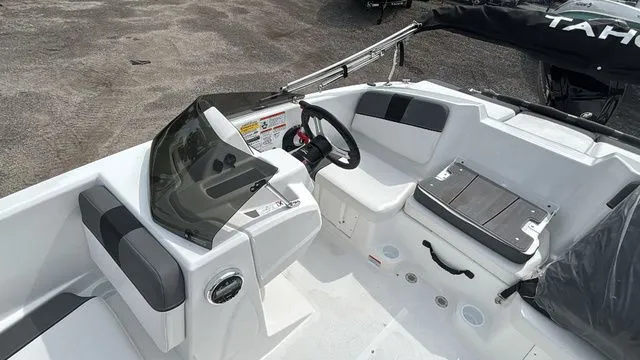 Slide: The Image of Tahoe T16 2026 - 16