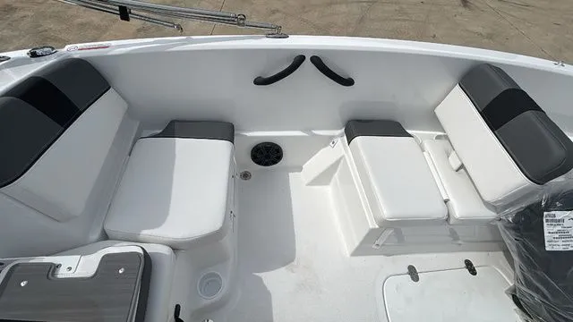 Slide: The Image of Tahoe T16 2026 - 20