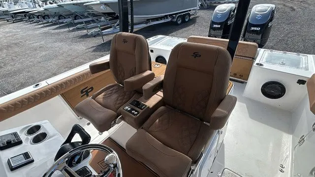 Slide: The Image of Sea Pro 322 Offshore 2025 - 16